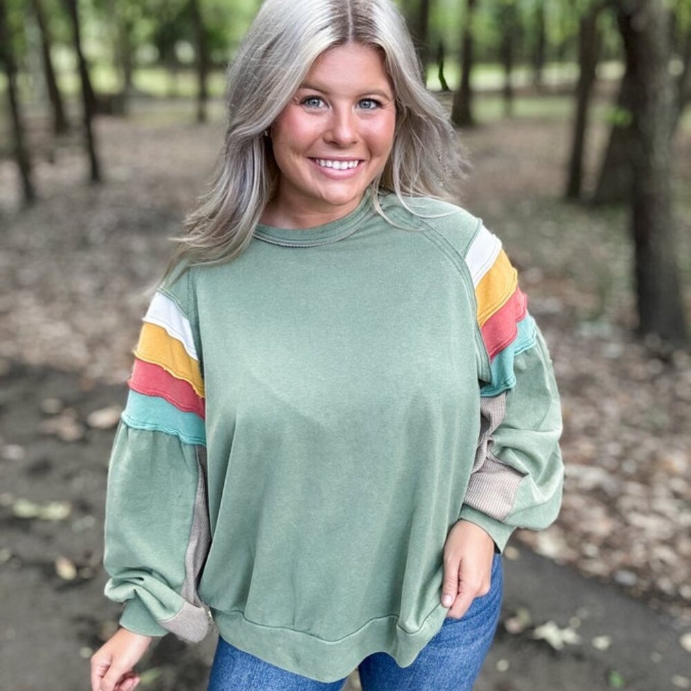 NWT Easel Boho Sweatshirt Pullover Color Block Top – Sage – Size Small
